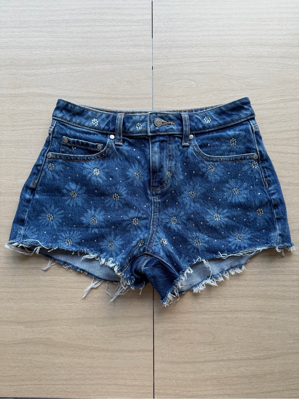 PINK Victoria's Secret Women’s Floral Blind Jean Shorts Size 0 - Please Read